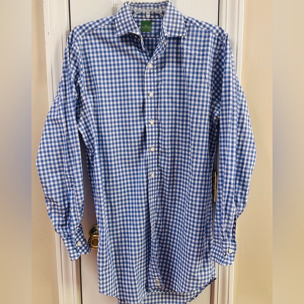 Sid Mashburn baby Blue no size tag pit to pit 20 sleeves from collar 33 (mix26)